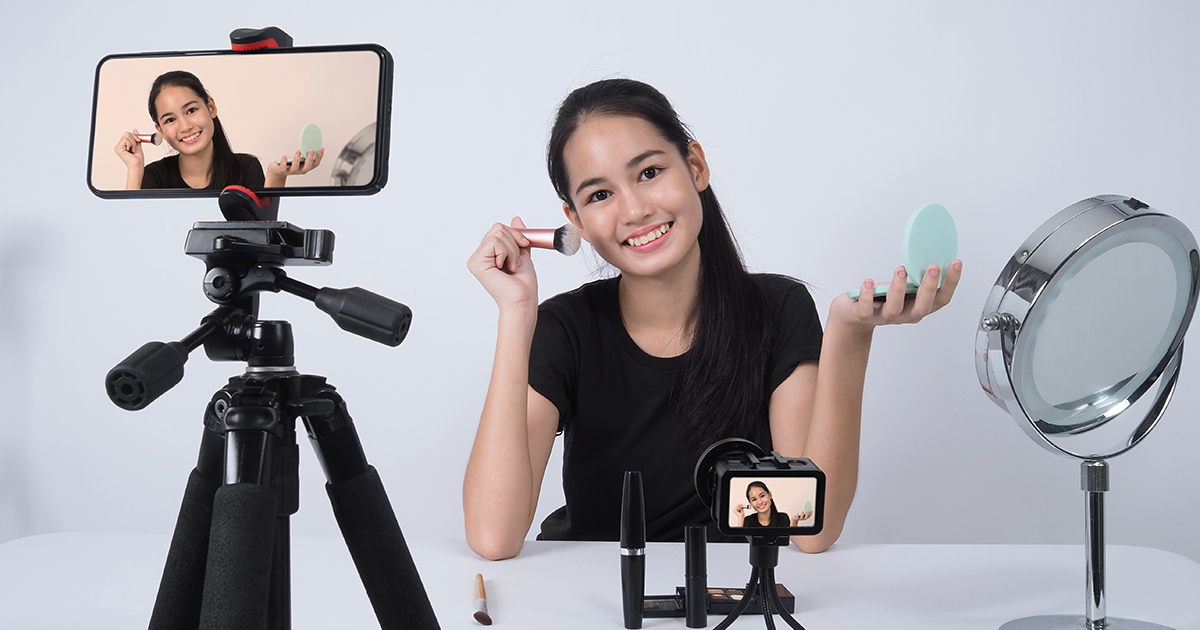 Peran Penting Influencer Dalam Pemasaran dan Bisnis/Usaha